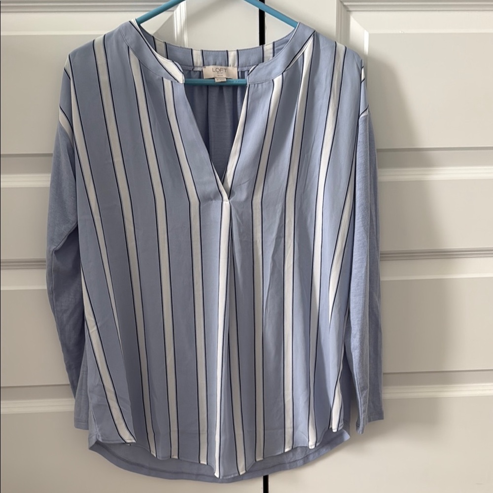LOFT Blue 3/4 Sleeve Relaxed Blouse